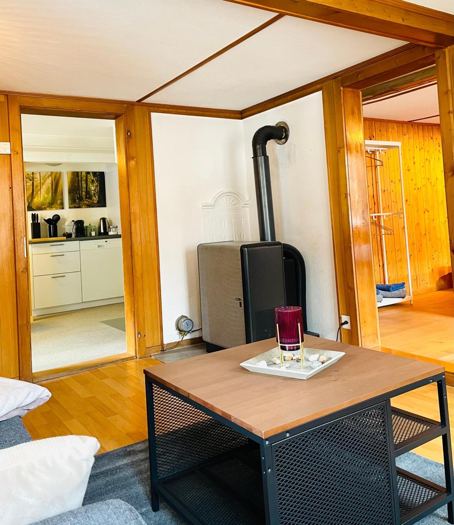 Lovely & Great Equipped Wooden Alp Chalet Flat Kandersteg Bagian luar foto