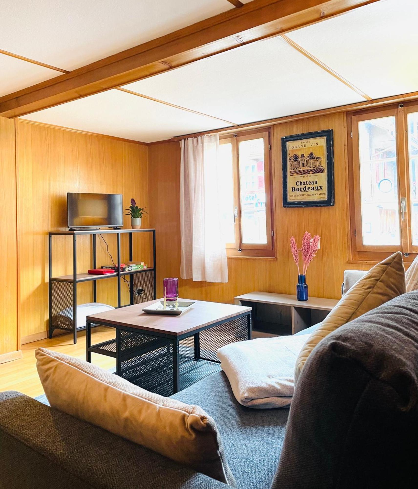 Lovely & Great Equipped Wooden Alp Chalet Flat Kandersteg Bagian luar foto